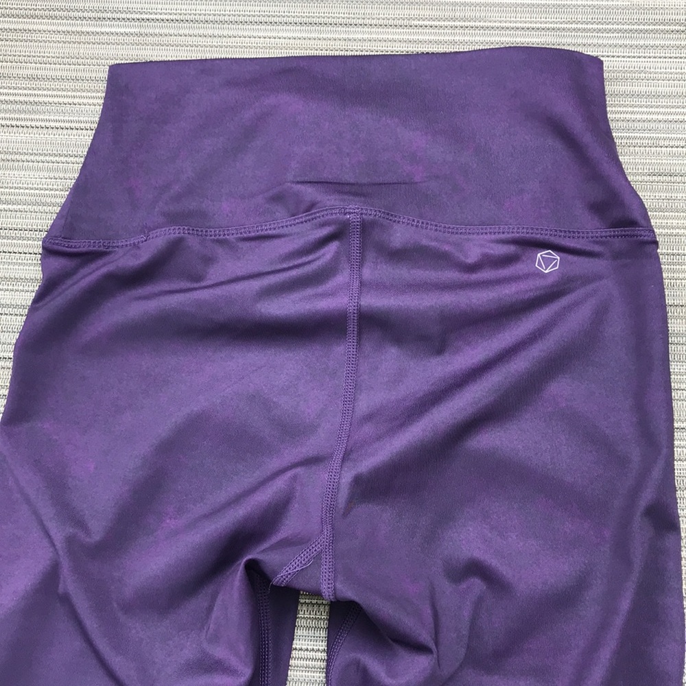 ⭐️NWOT AR-33 Alpha High Waist Legging Amthyst Fade - Picture 6 of 9